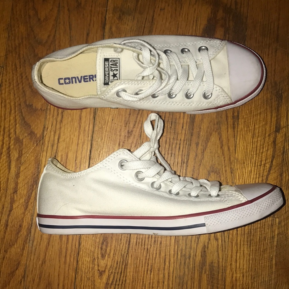 ❣️White converse❣️